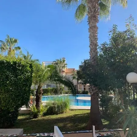 Schoenes Ferienbungalow In Altos Torrevieja